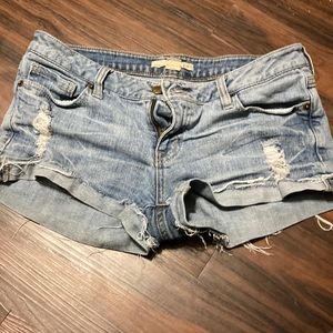 Cute denim shorts